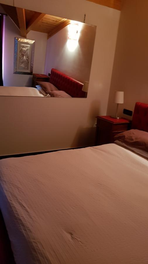B&B Benessere La Casa Nera Breno Ngoại thất bức ảnh