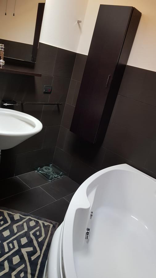 B&B Benessere La Casa Nera Breno Ngoại thất bức ảnh